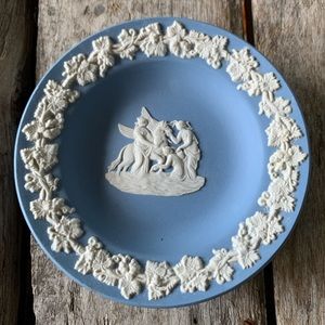 Wedgwood  china small blue shallow bowl. Guc